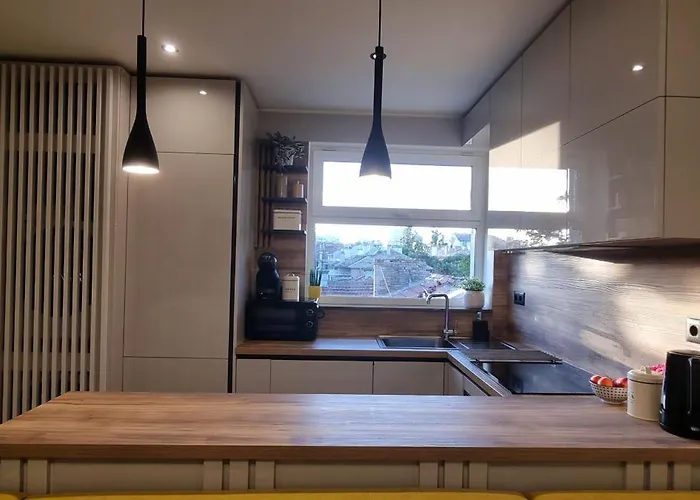 Kate's Place * ブルガス